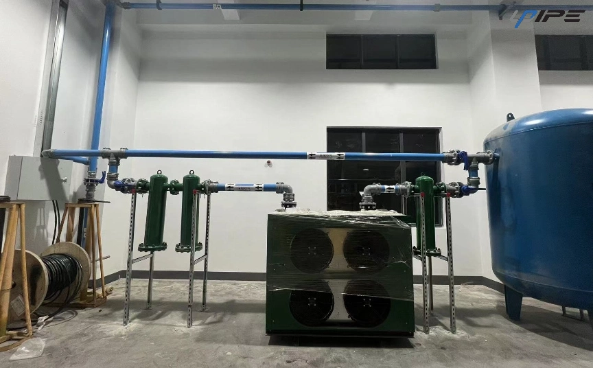 Blue pipe for compressed air distribution in pneumatic plants